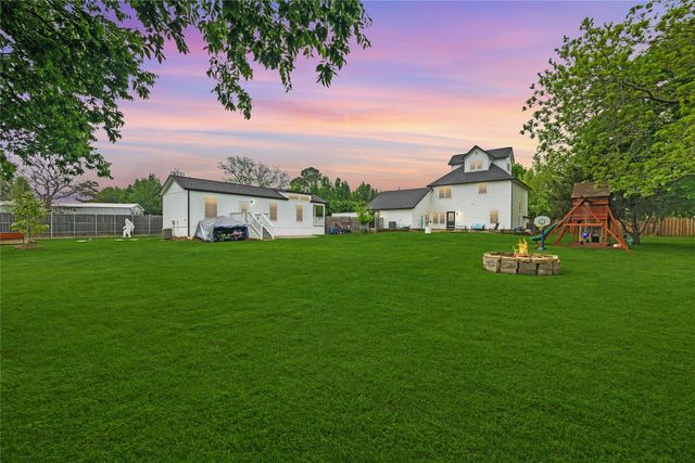 11061 Foutch Road, Pilot Point, TX 76258