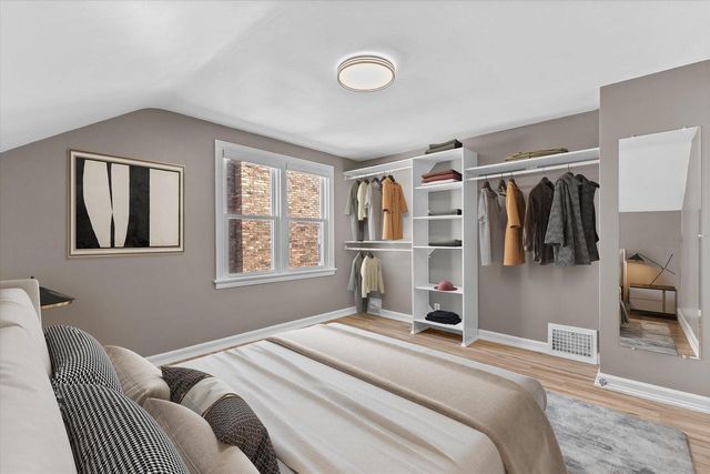 3223 S 25th STREET, Milwaukee, WI 53215