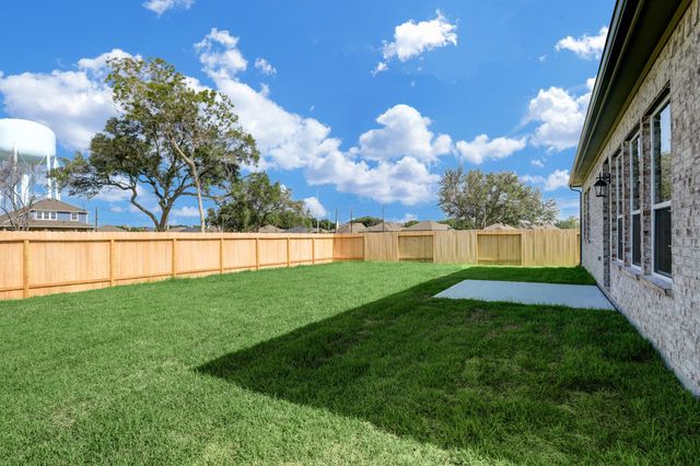 1221 Friendship Trail, Seabrook, TX 77586