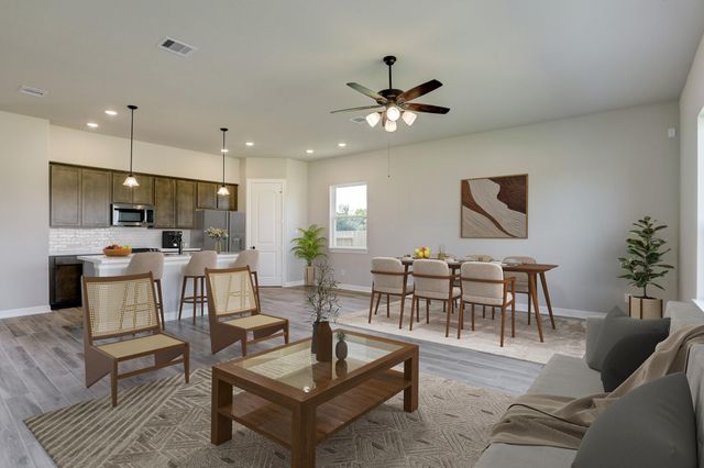 1221 Friendship Trail, Seabrook, TX 77586