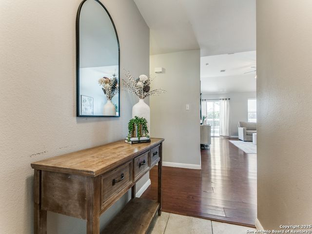 8927 John Barrett, San Antonio, TX 78240