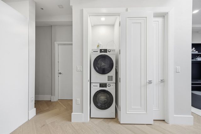 125 Broad St PH, Boston, MA 02110