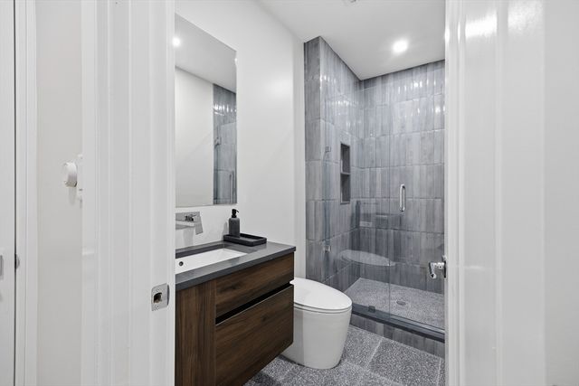 125 Broad St PH, Boston, MA 02110