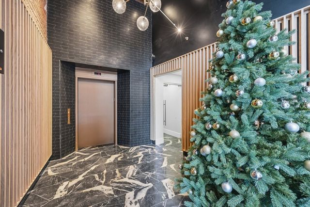 125 Broad St PH, Boston, MA 02110