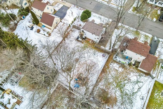 18 Westbrook Road, Worcester, MA 01602