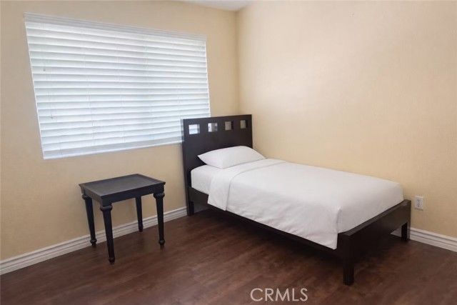 17094 Cambria, Fontana, CA 92336