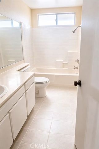 17094 Cambria, Fontana, CA 92336