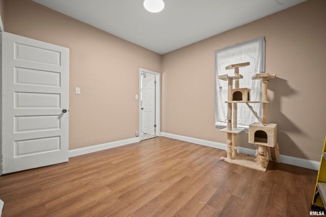 304 W MCCLURE Avenue, Peoria, IL 61604