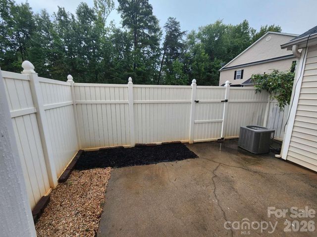 9644 Littleleaf Drive, Charlotte, NC 28215