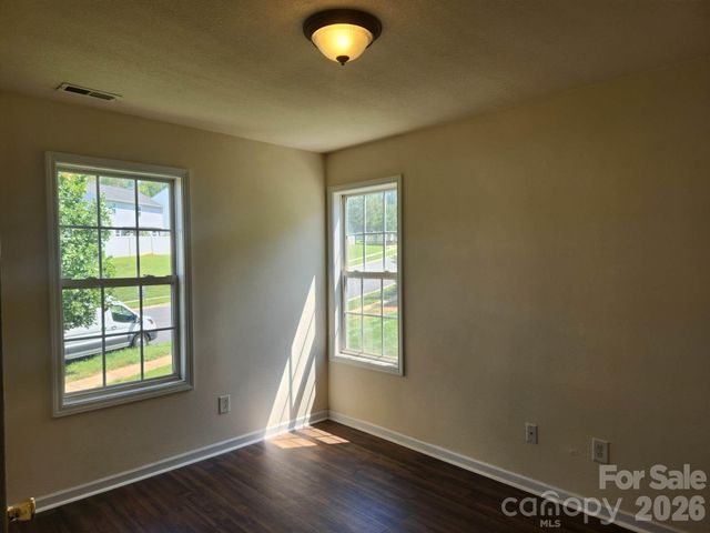 9644 Littleleaf Drive, Charlotte, NC 28215