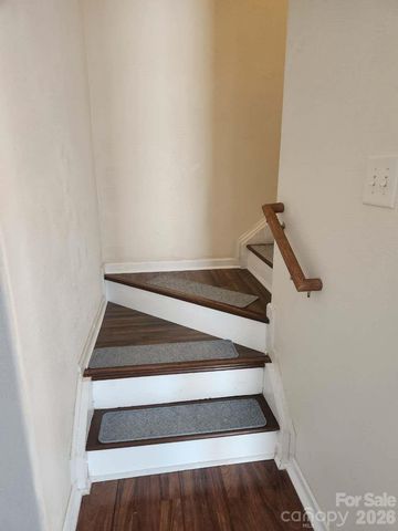 9644 Littleleaf Drive, Charlotte, NC 28215