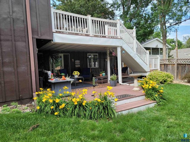 205 E 34th St Street, Sioux Falls, SD 57105