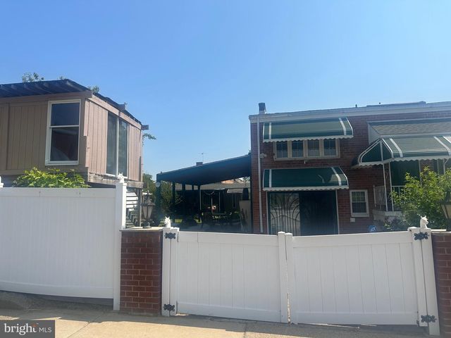 7400 SANDPIPER PL, Philadelphia, PA 19153
