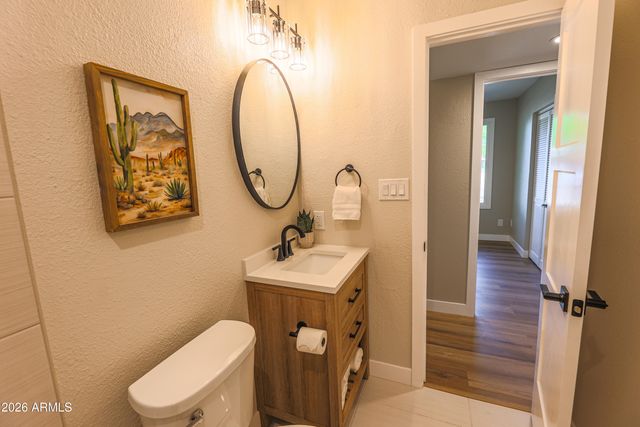 1940 W Kimberly Way, Phoenix, AZ 85027