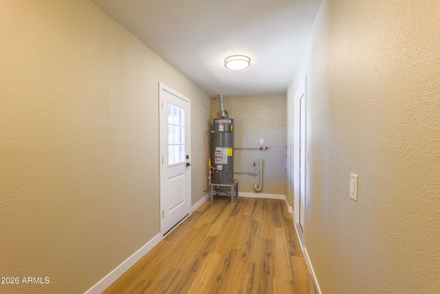 1940 W Kimberly Way, Phoenix, AZ 85027