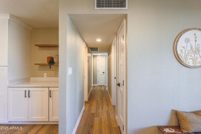 1940 W Kimberly Way, Phoenix, AZ 85027