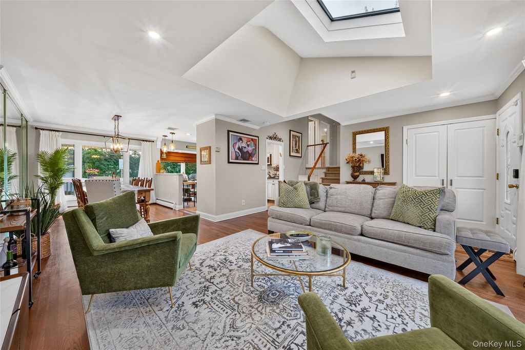 34 Briar Lane, Jericho, NY 11753 — photo 4
