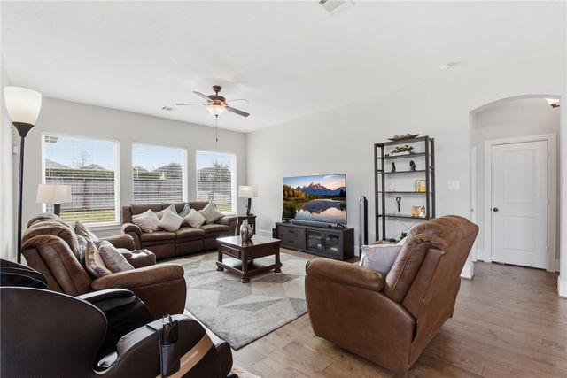 3601 Haskell Hollow Loop, College Station, TX 77845