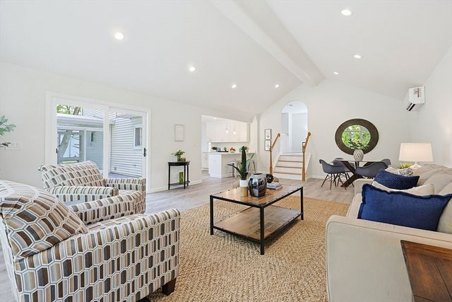 37 Temi Rd, Holliston, MA 01746