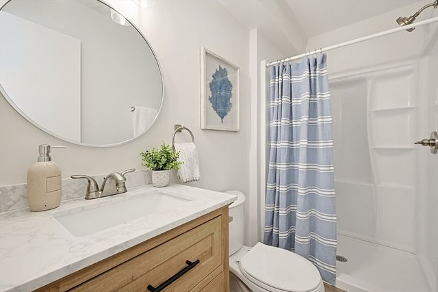 37 Temi Rd, Holliston, MA 01746
