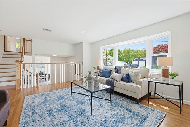 37 Temi Rd, Holliston, MA 01746