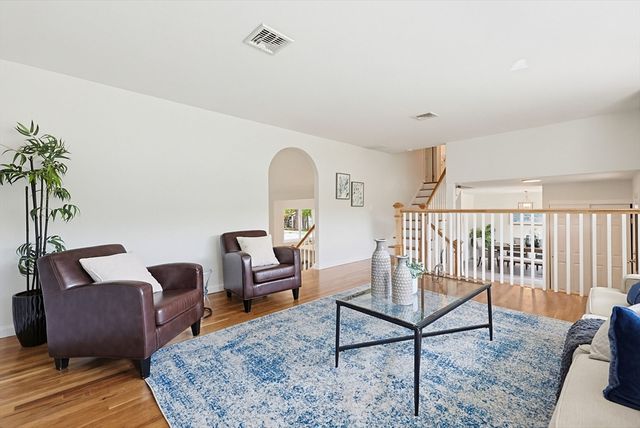 37 Temi Rd, Holliston, MA 01746