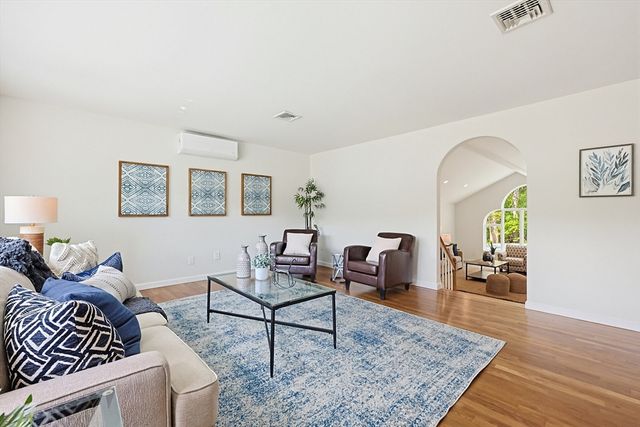 37 Temi Rd, Holliston, MA 01746