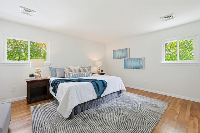 37 Temi Rd, Holliston, MA 01746