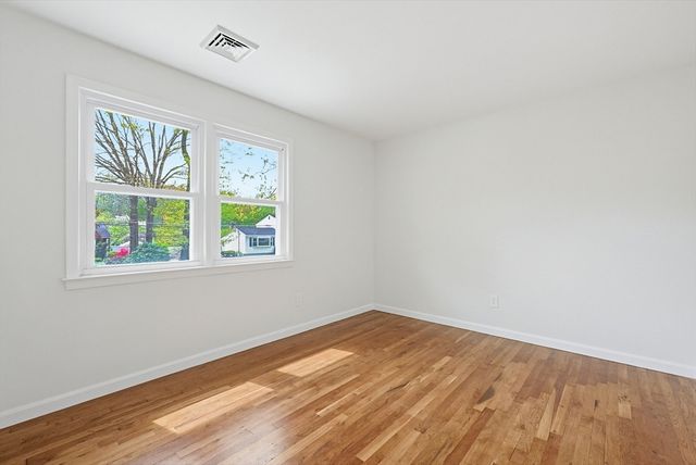 37 Temi Rd, Holliston, MA 01746