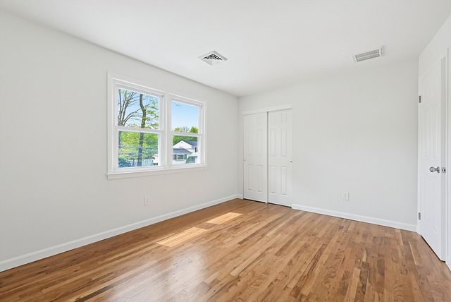 37 Temi Rd, Holliston, MA 01746