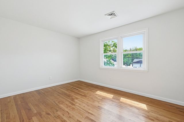 37 Temi Rd, Holliston, MA 01746
