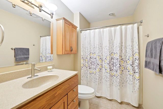 15 Eastridge Court, Madison, WI 53716