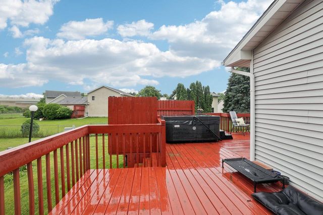 15 Eastridge Court, Madison, WI 53716