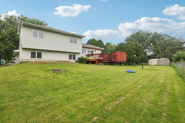 15 Eastridge Court, Madison, WI 53716
