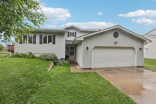 15 Eastridge Court, Madison, WI 53716