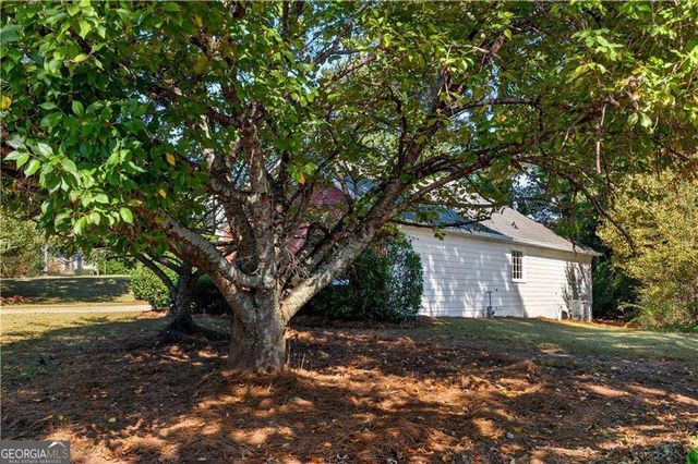 1405 Glenfield Drive, Lawrenceville, GA 30043
