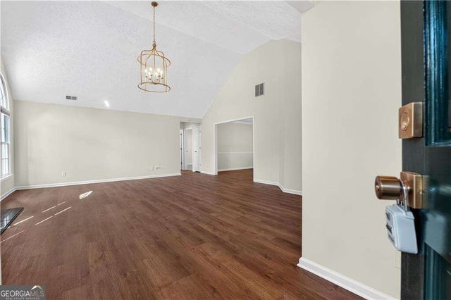 1405 Glenfield Drive, Lawrenceville, GA 30043