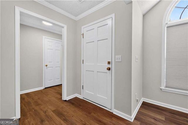 1405 Glenfield Drive, Lawrenceville, GA 30043