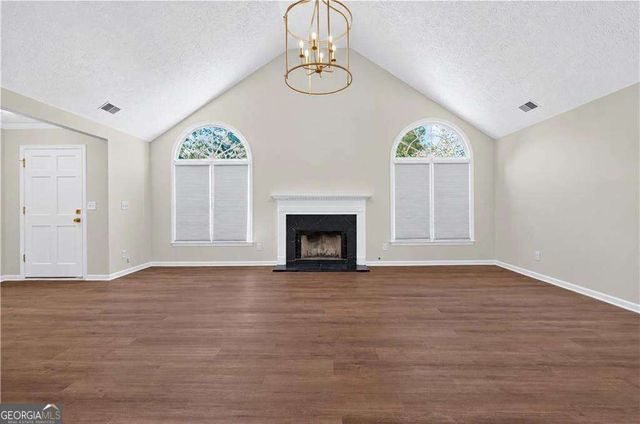 1405 Glenfield Drive, Lawrenceville, GA 30043