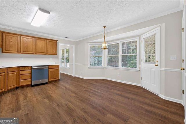 1405 Glenfield Drive, Lawrenceville, GA 30043