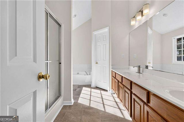 1405 Glenfield Drive, Lawrenceville, GA 30043