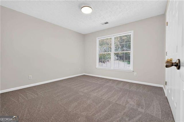 1405 Glenfield Drive, Lawrenceville, GA 30043