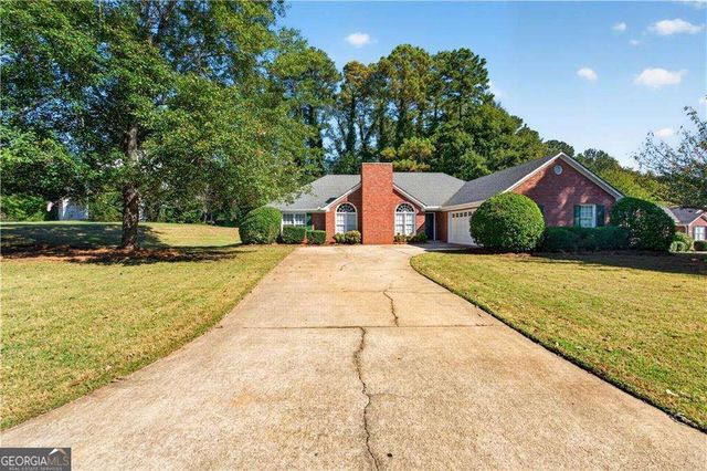 1405 Glenfield Drive, Lawrenceville, GA 30043