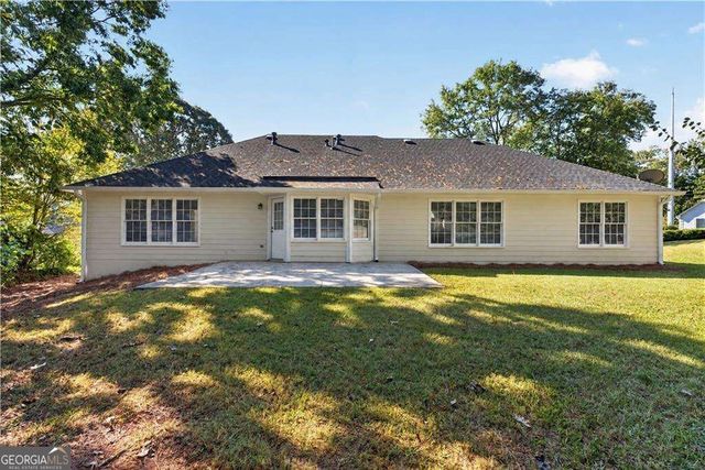 1405 Glenfield Drive, Lawrenceville, GA 30043
