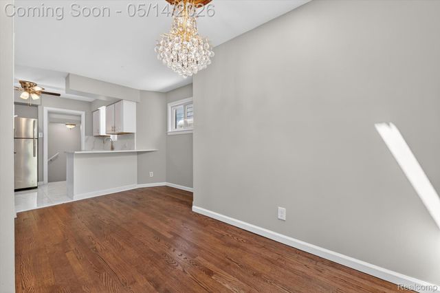 1781 Brys Drive, Grosse Pointe Woods, MI 48236