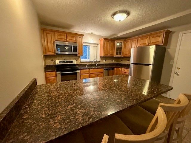 5455 N Main St 12A, Fall River, MA 02720