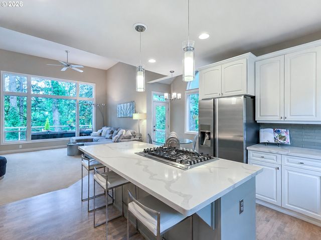 22765 Sw MIAMI Dr, Tualatin, OR 97062