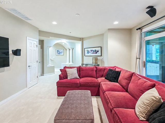 22765 Sw MIAMI Dr, Tualatin, OR 97062