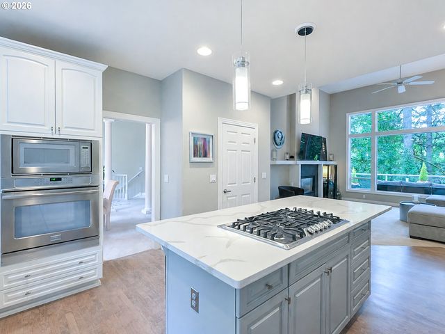 22765 Sw MIAMI Dr, Tualatin, OR 97062