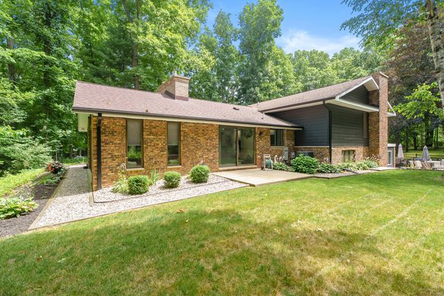 9929 W P Avenue, Kalamazoo, MI 49009